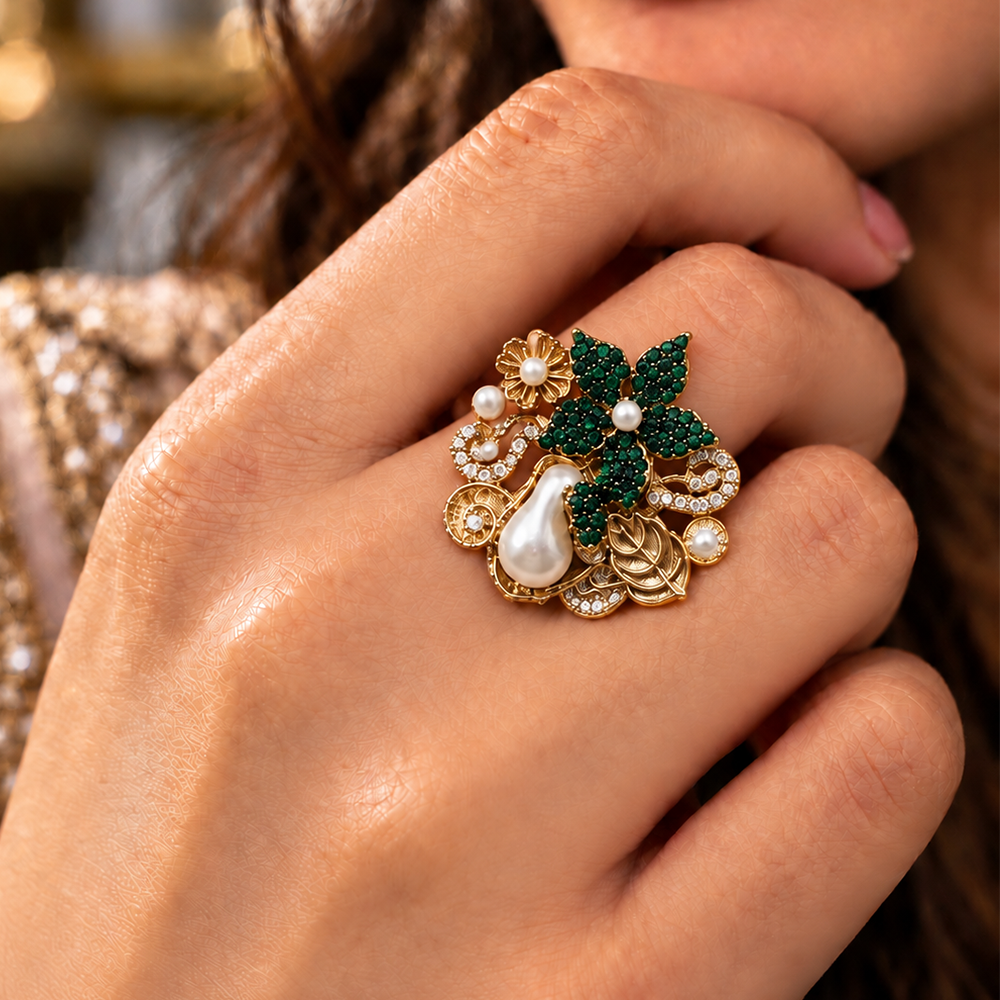 Green zircon pearl ring