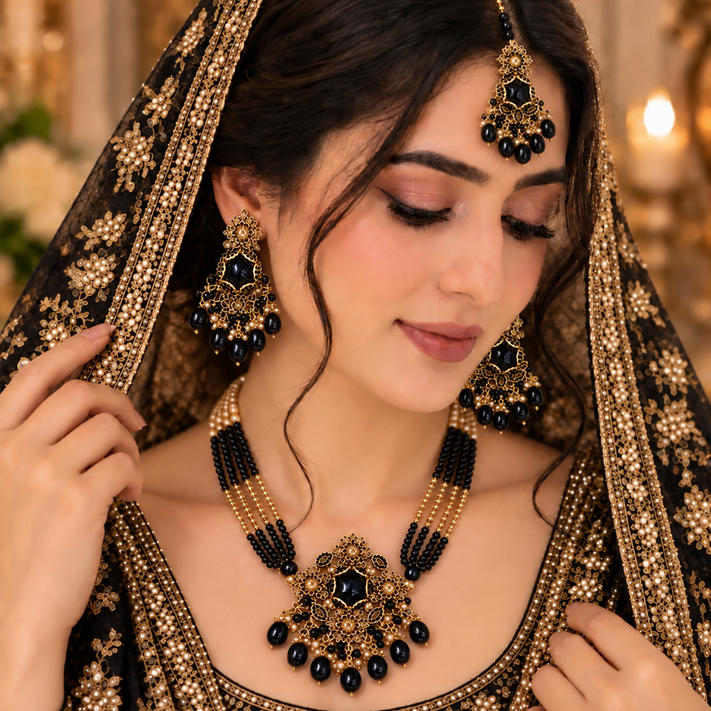 gulnaar black pearl choker