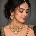 Golden stone mini collar