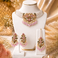 zeenat pinky half choker