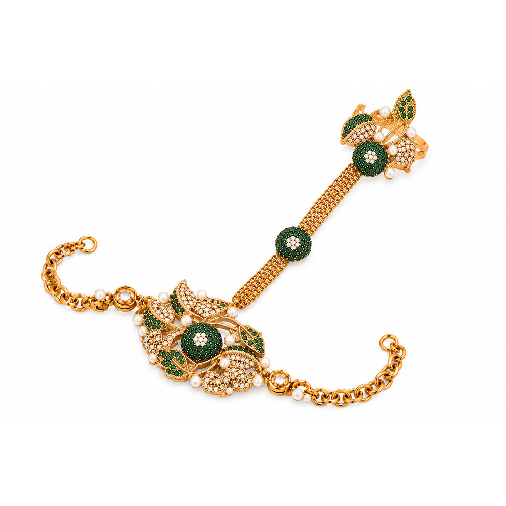 zareen green harness