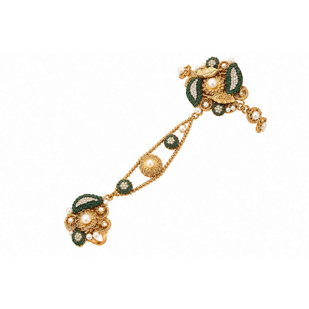 Green rose pearl harness